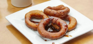 Secretos del Sabor Peruano: Tradición Criolla con Espíritu de Alta Cocina picarones